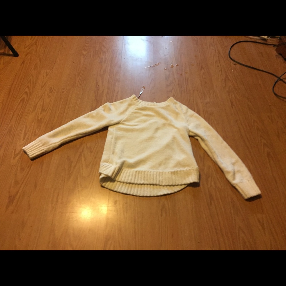 Girls sweater